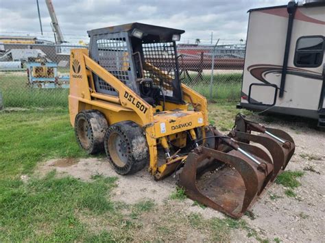 daewoo skid steer accessories